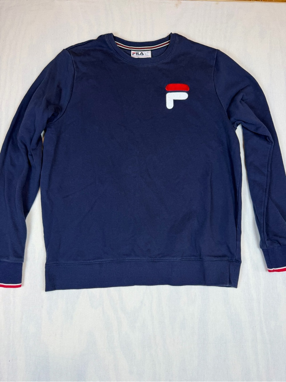 Vtg. 90’s Fila Men's Navy Crewneck Sweatshirt with Red & White Logo Size: Large